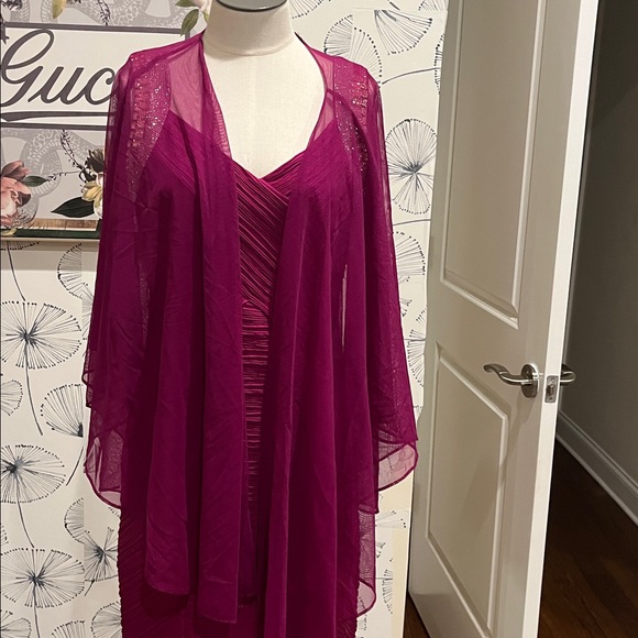 Lyman par/by Frank Lyman Elegant Magenta Sleeveless Dress - Picture 4 of 4